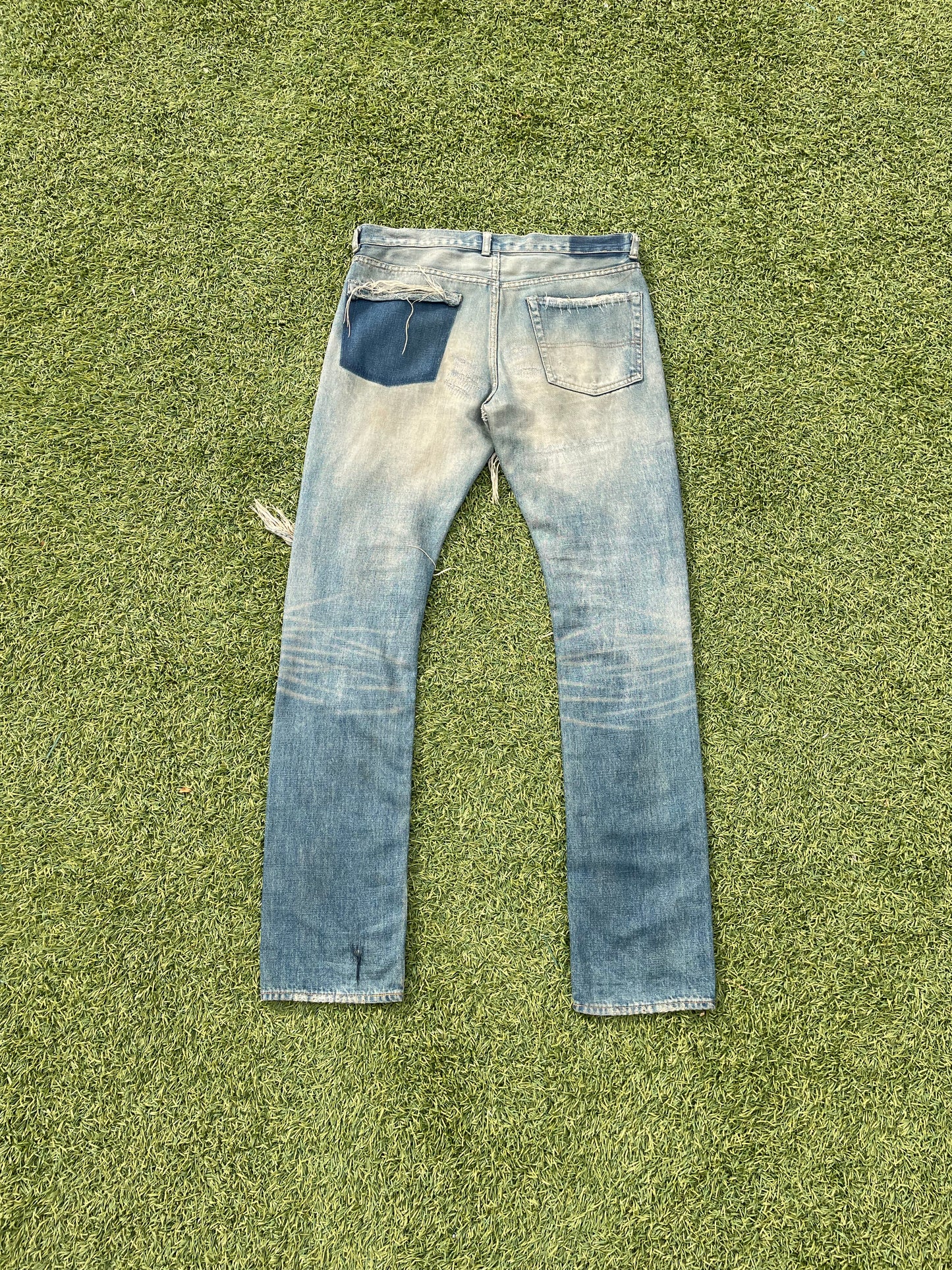 AW04 “But Beautiful” - Undercover 68 Red Yarn Distressed Denim