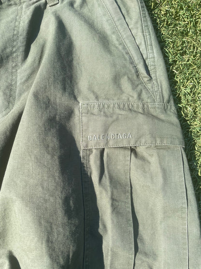 FW22 Balenciaga Kick Pulled Cargo Pants