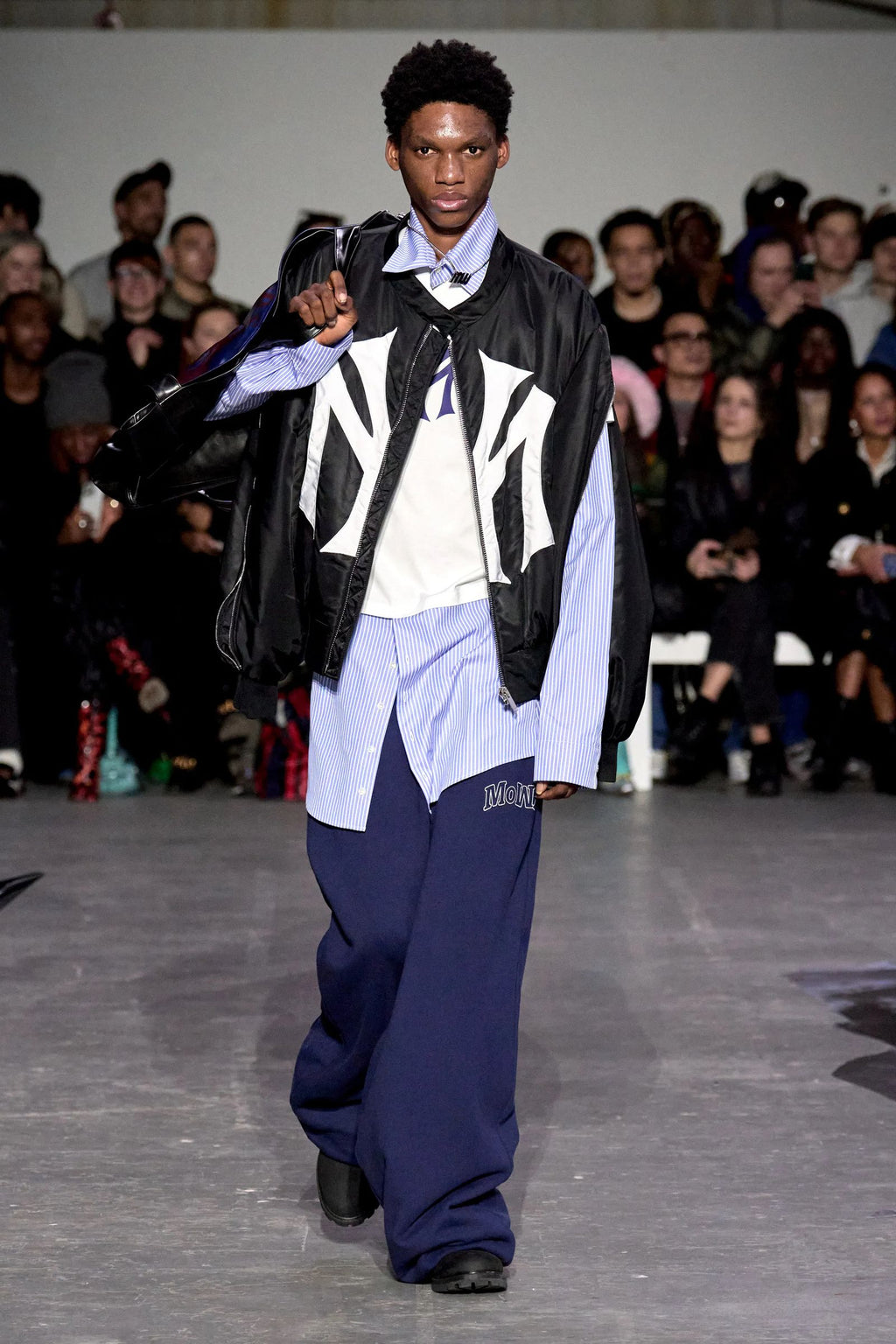 AW23 Mowalola MoWA Navy Sweatpants