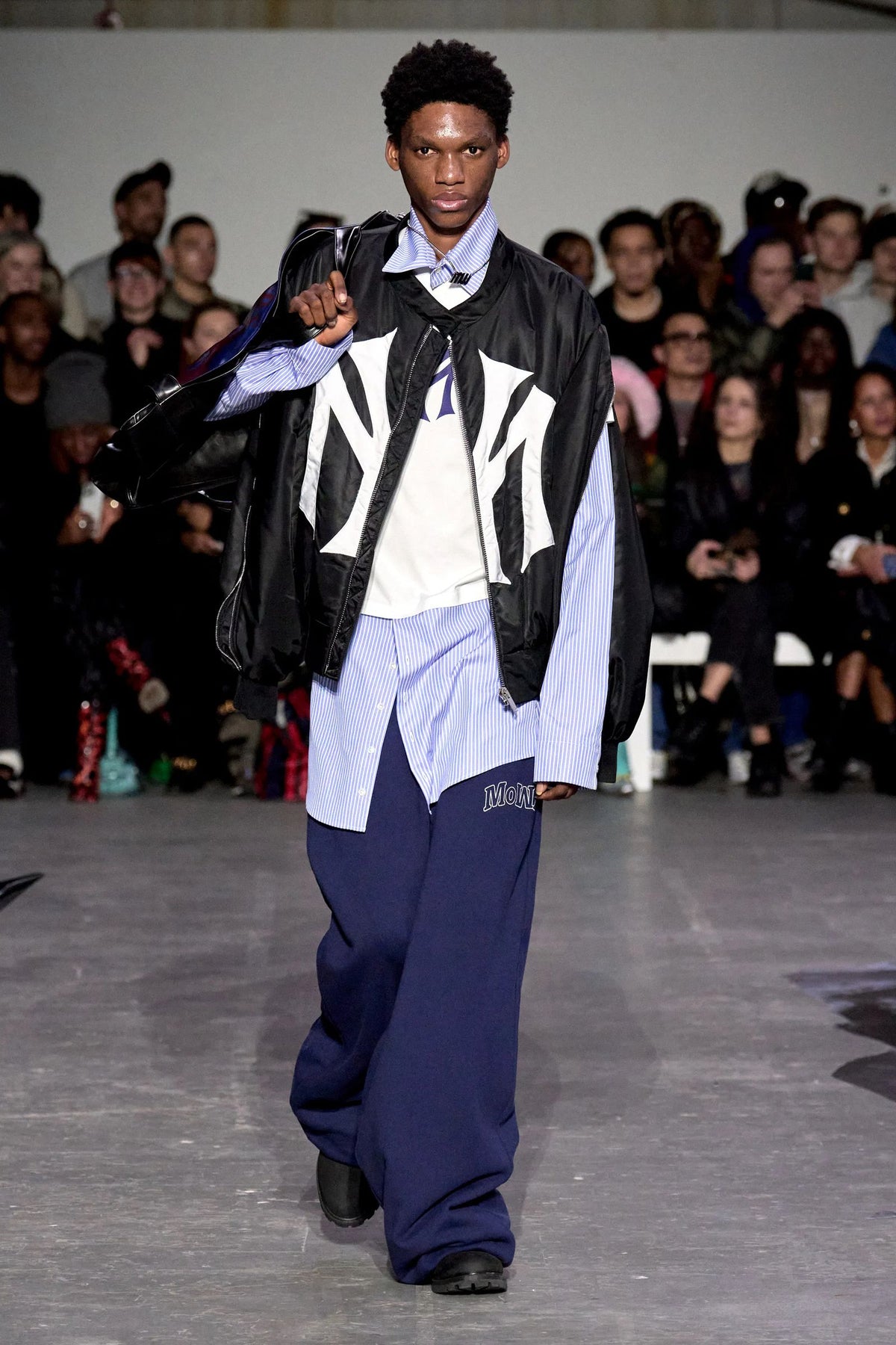 AW23 Mowalola MoWA Navy Sweatpants