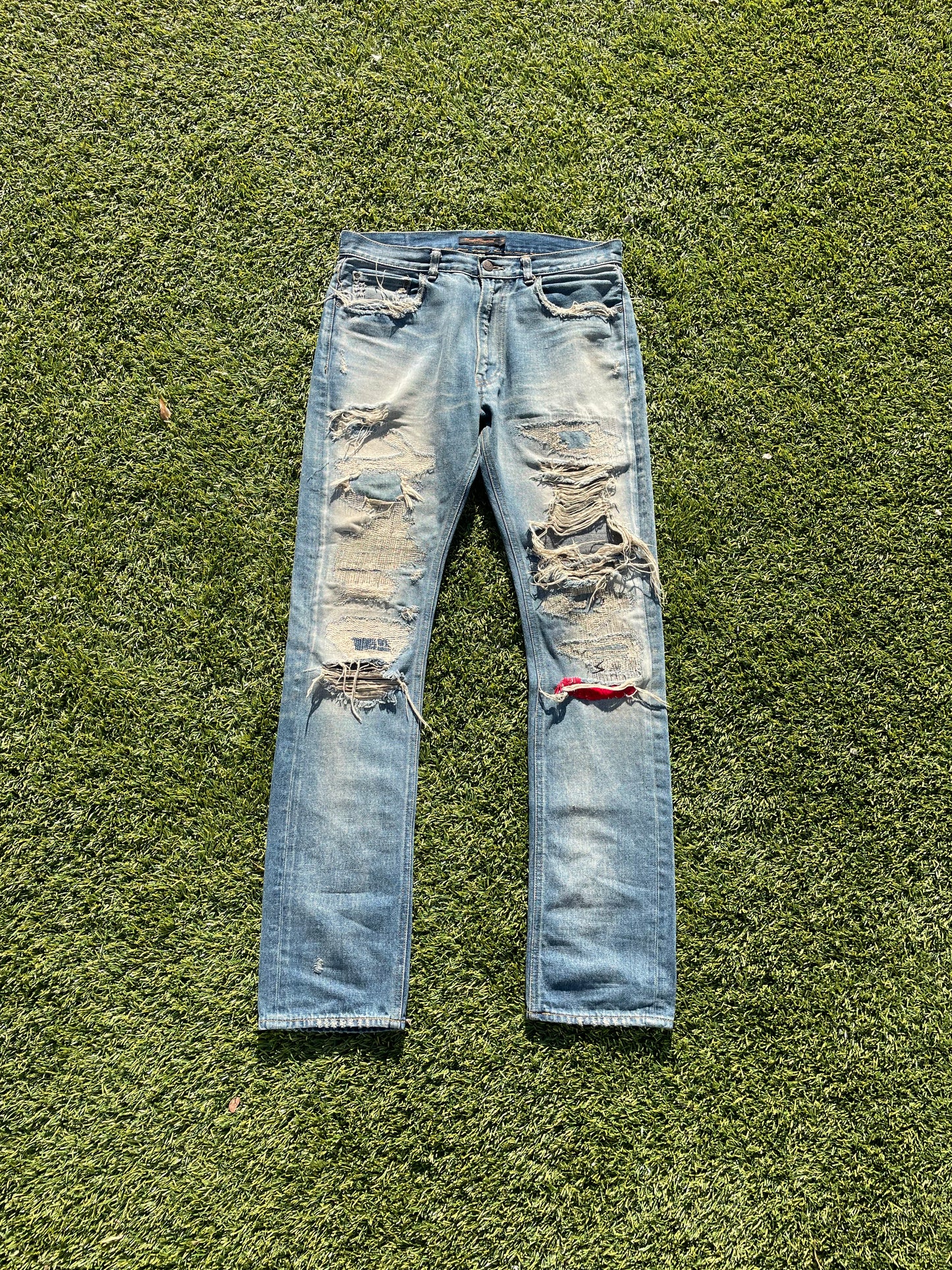 AW04 “But Beautiful” - Undercover 68 Red Yarn Distressed Denim