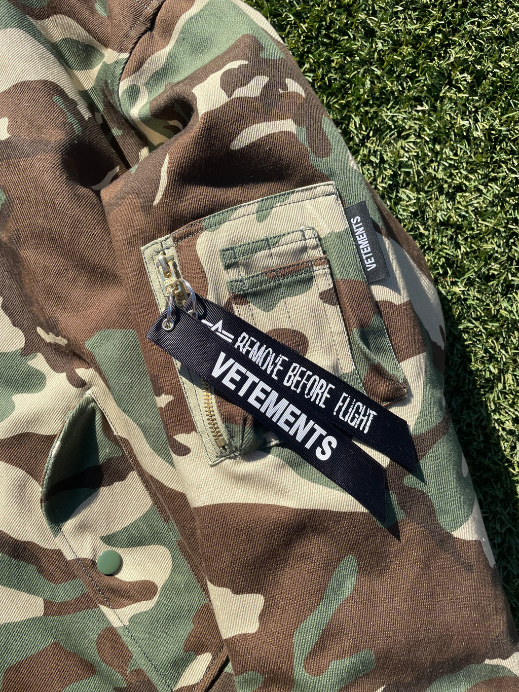 AW23 Vetements X Alpha Industries Camo Hunting Reversible Bomber Jacket