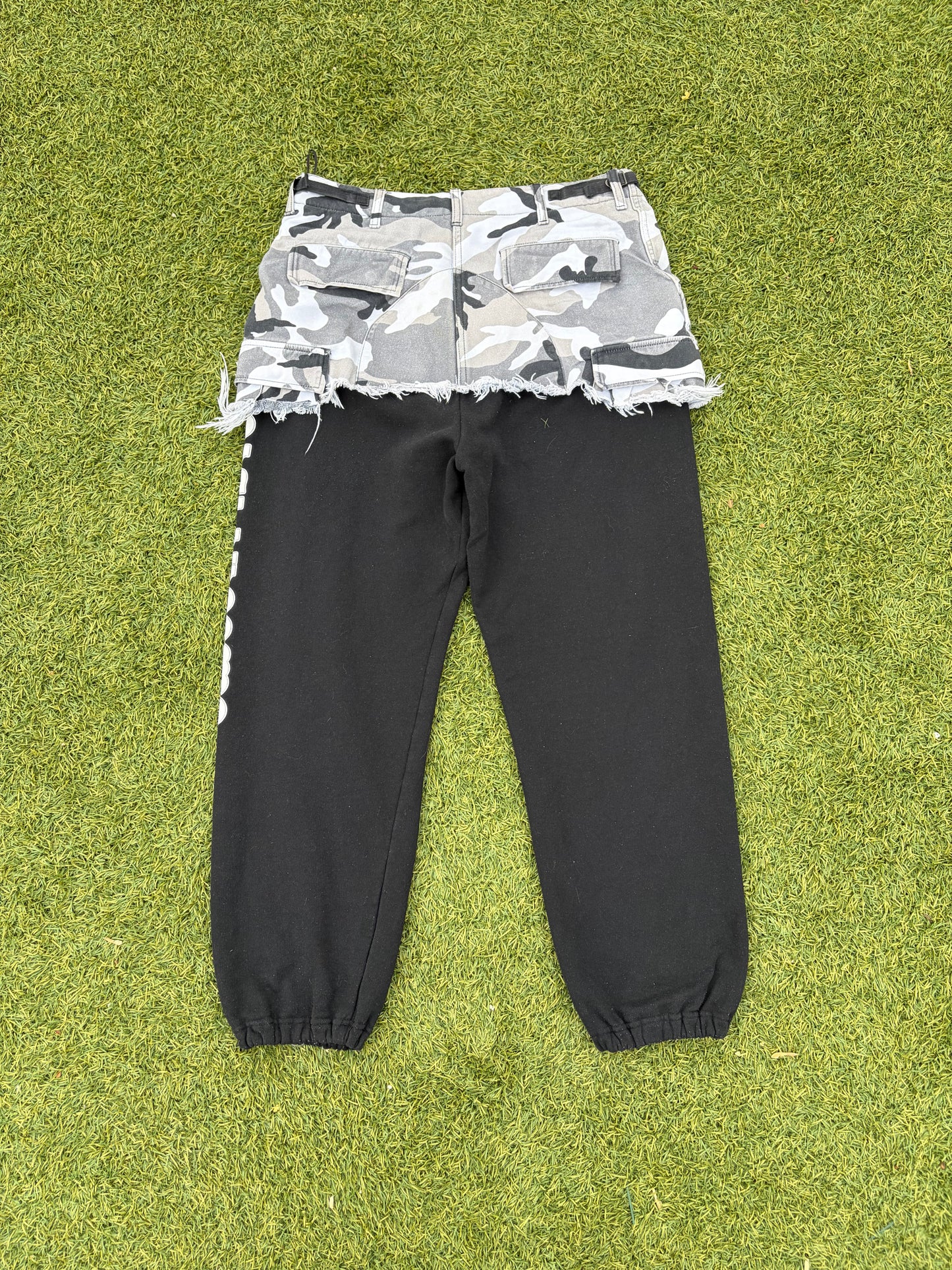 SS19 Vetements Snow Camo Cargo Hybrid Sweatpants