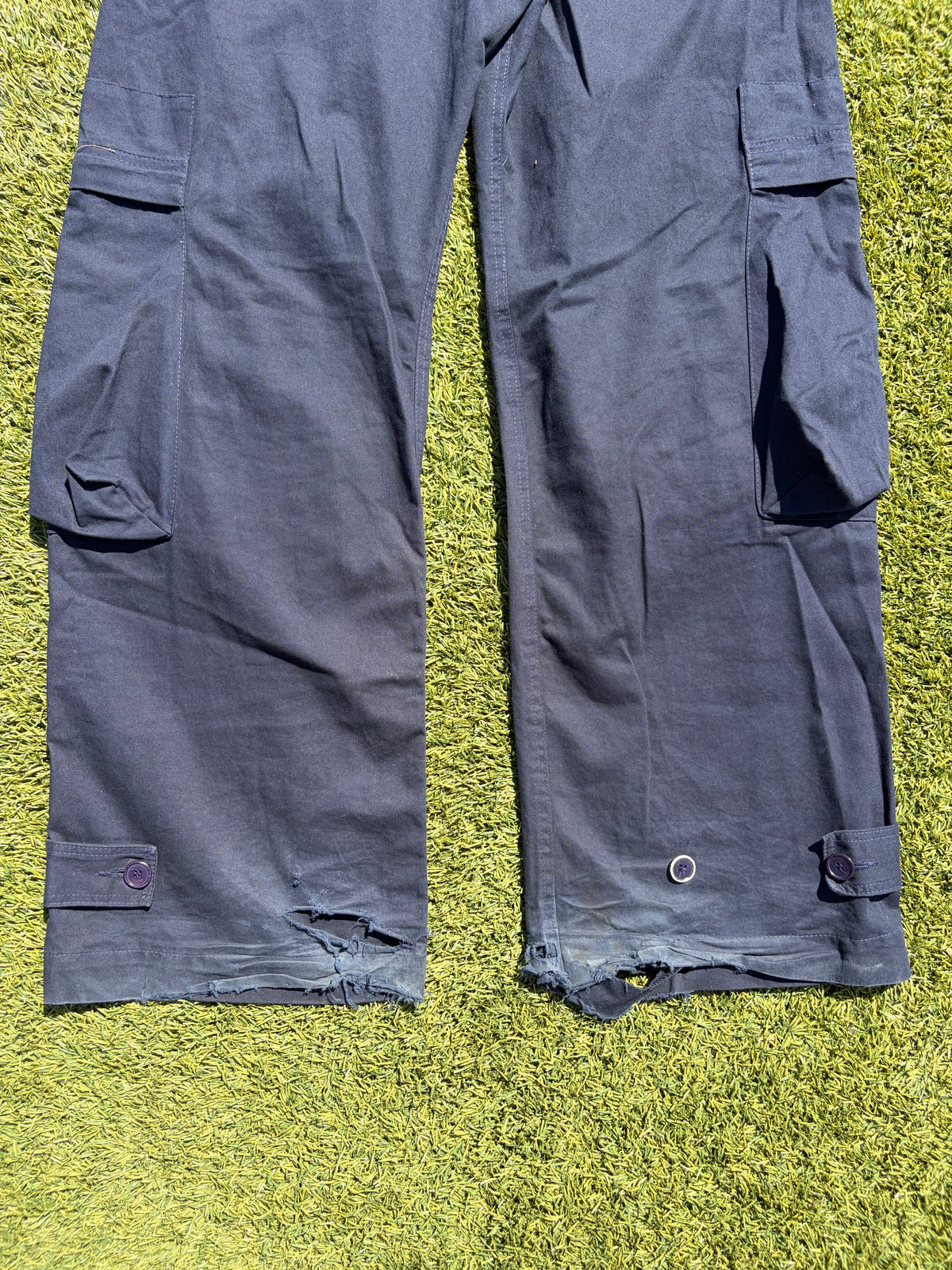 Aris Tatalovich Jumbo Cargo Navy Baggy Pant