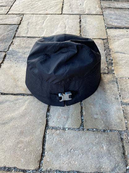 1017 ALYX 9SM Silver Buckle Bucket Hat