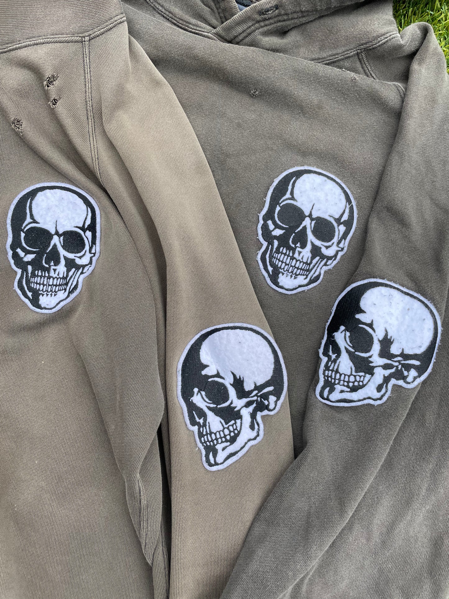 SS04 “Dream Baby Dream” - Number (N)ine Double Skull Hoodie